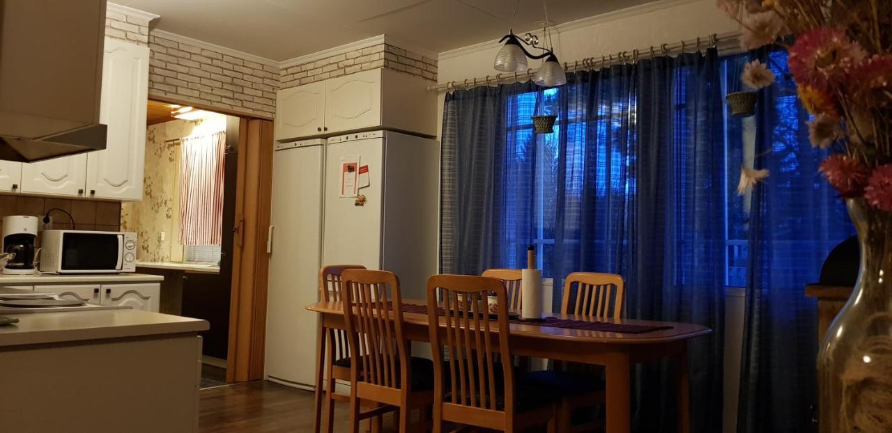 4 Bedrooms Near Center - Kranni Pori Exterior foto